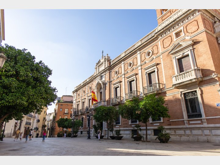 Plaza del arzobispo. Ciutat Vella