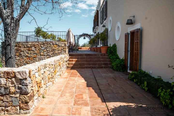 LA ALMAZARA - FINCA RURAL