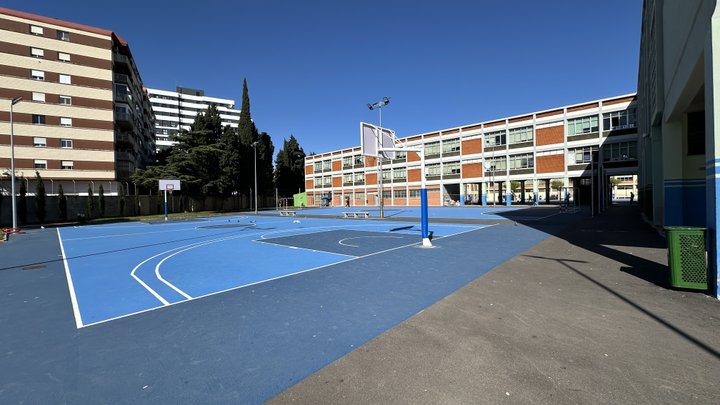 ESCUELAS SAN JOSE. CAMPANAR