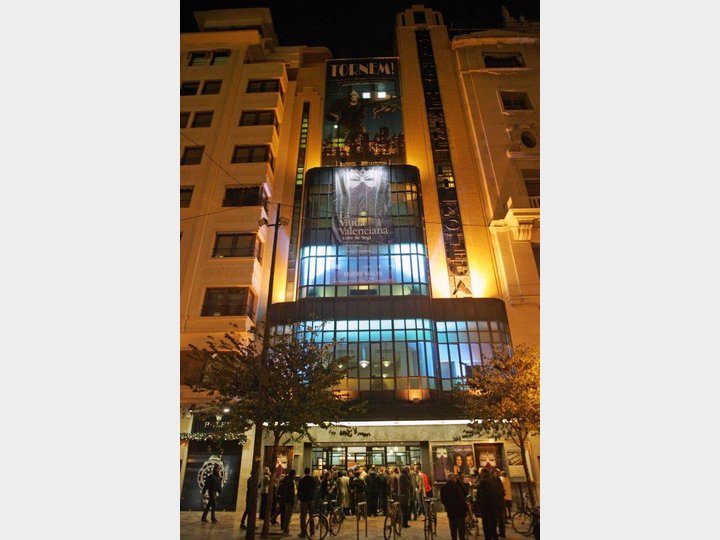 TEATRO RIALTO. CIUTAT VELLA