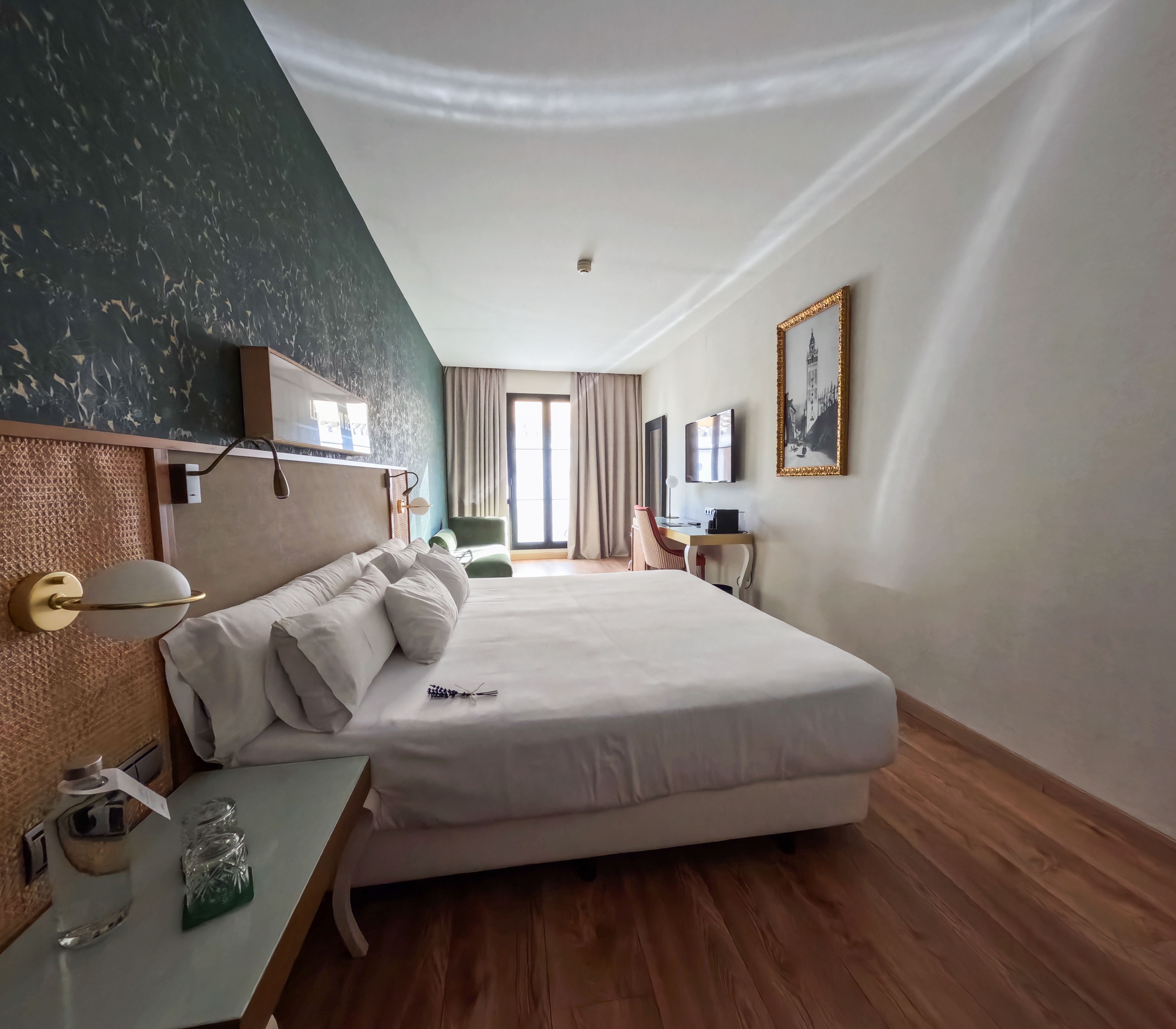 HOTEL LOS SEISES - SEVILLA