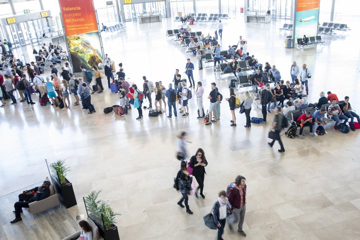 AEROPUERTO. MANISES