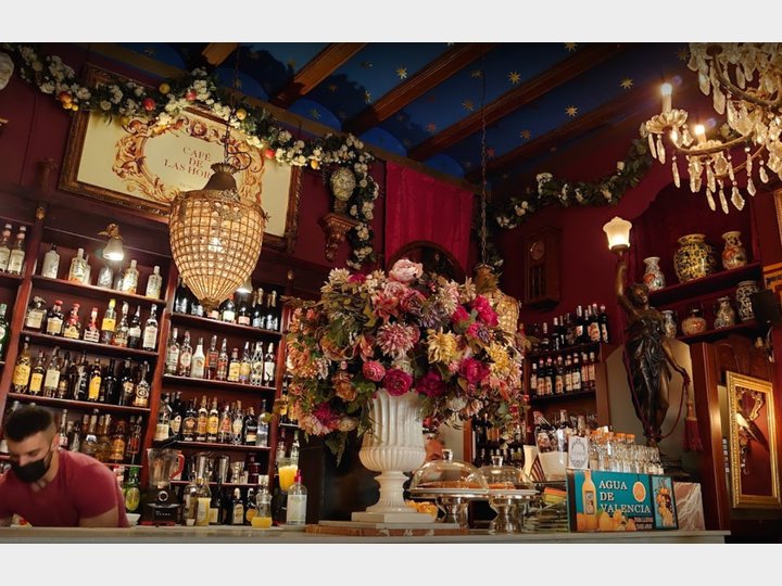 CAFÉ DE LAS HORAS