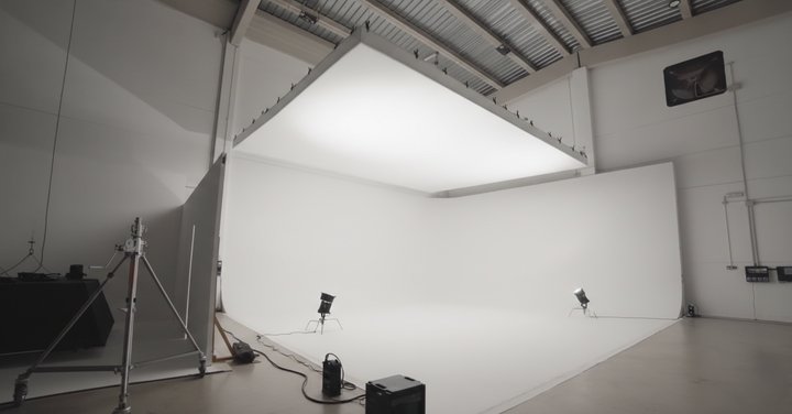 LLUM STUDIOS