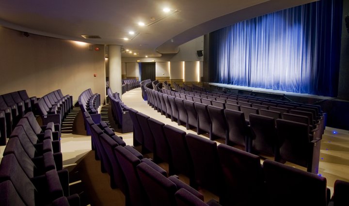 TEATRO RIALTO. CIUTAT VELLA