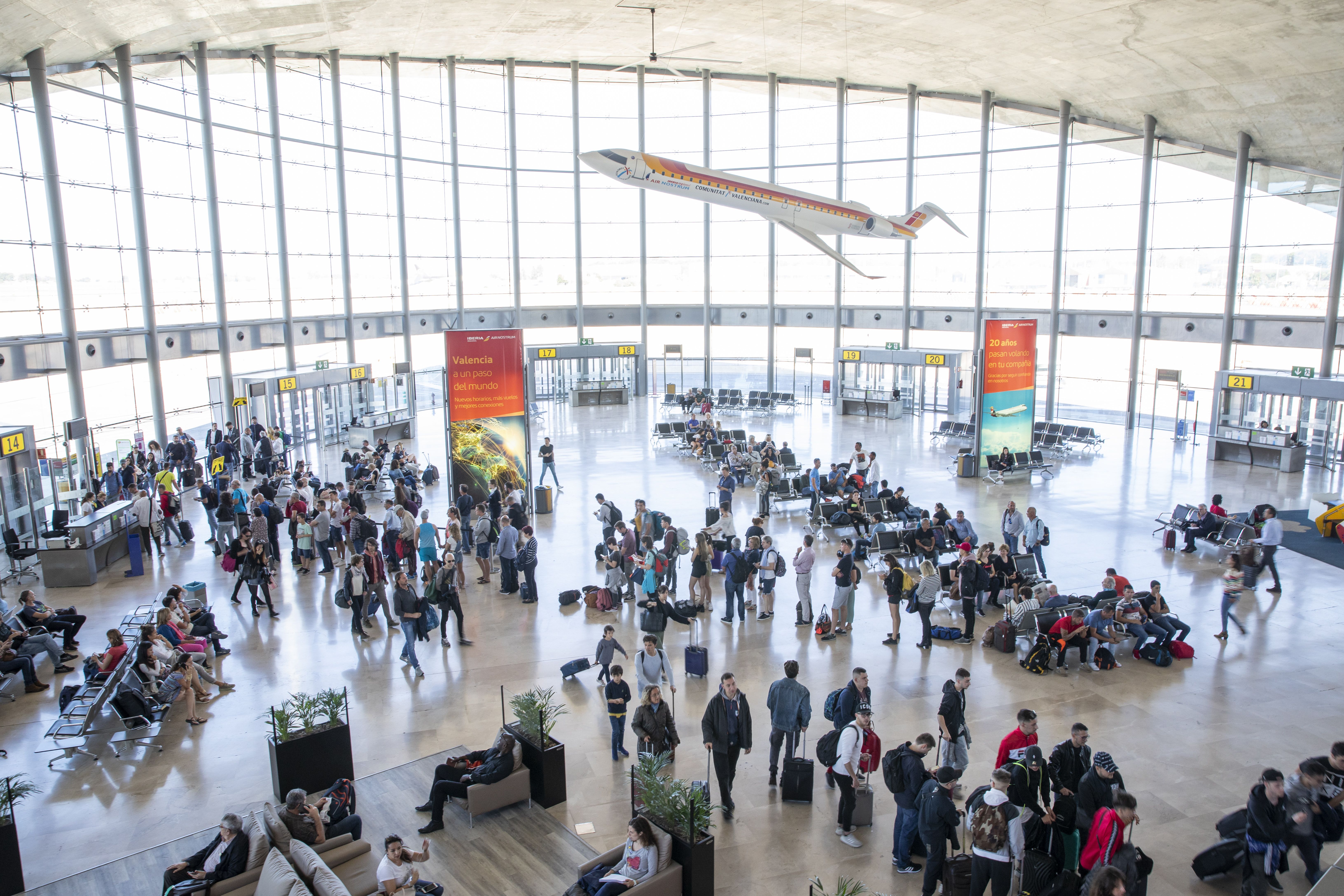AEROPUERTO. MANISES