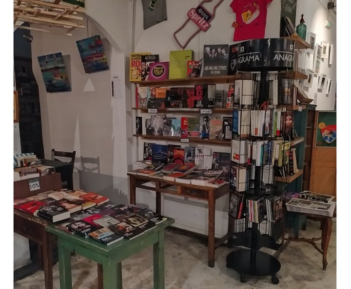 CAFÉ UBIK. RUZAFA