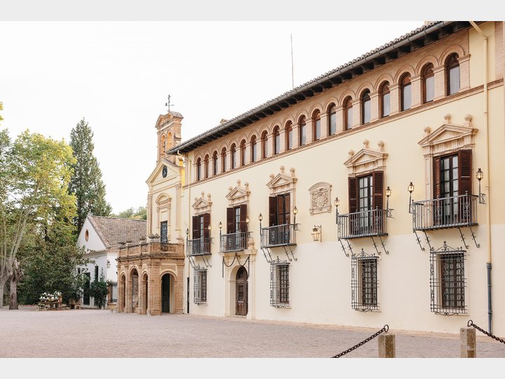 VALLESA DE MANDOR