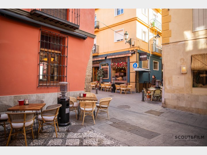 TABERNA LA DISTINGUIDA - GRANADA