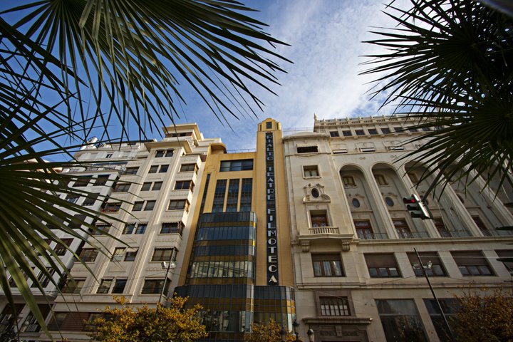 TEATRO RIALTO. CIUTAT VELLA