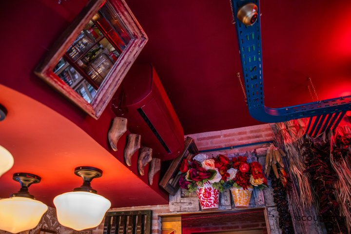 TABERNA LA DISTINGUIDA - GRANADA