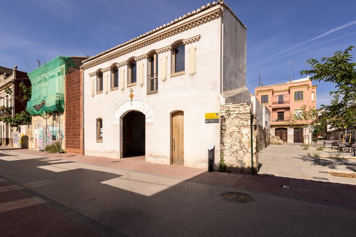 EDIFICIO ESCORXADOR. CABAÑAL