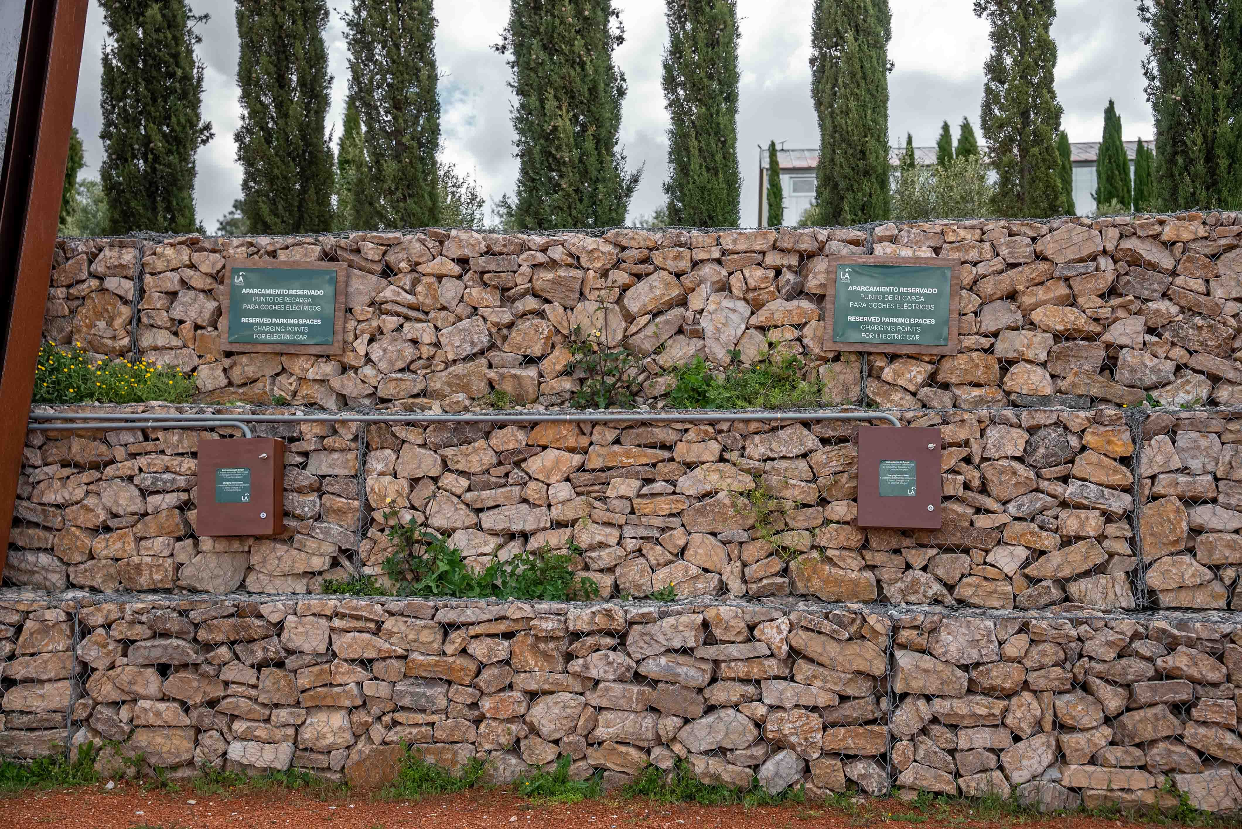 LA ALMAZARA - GREENHOUSE Y PARKING
