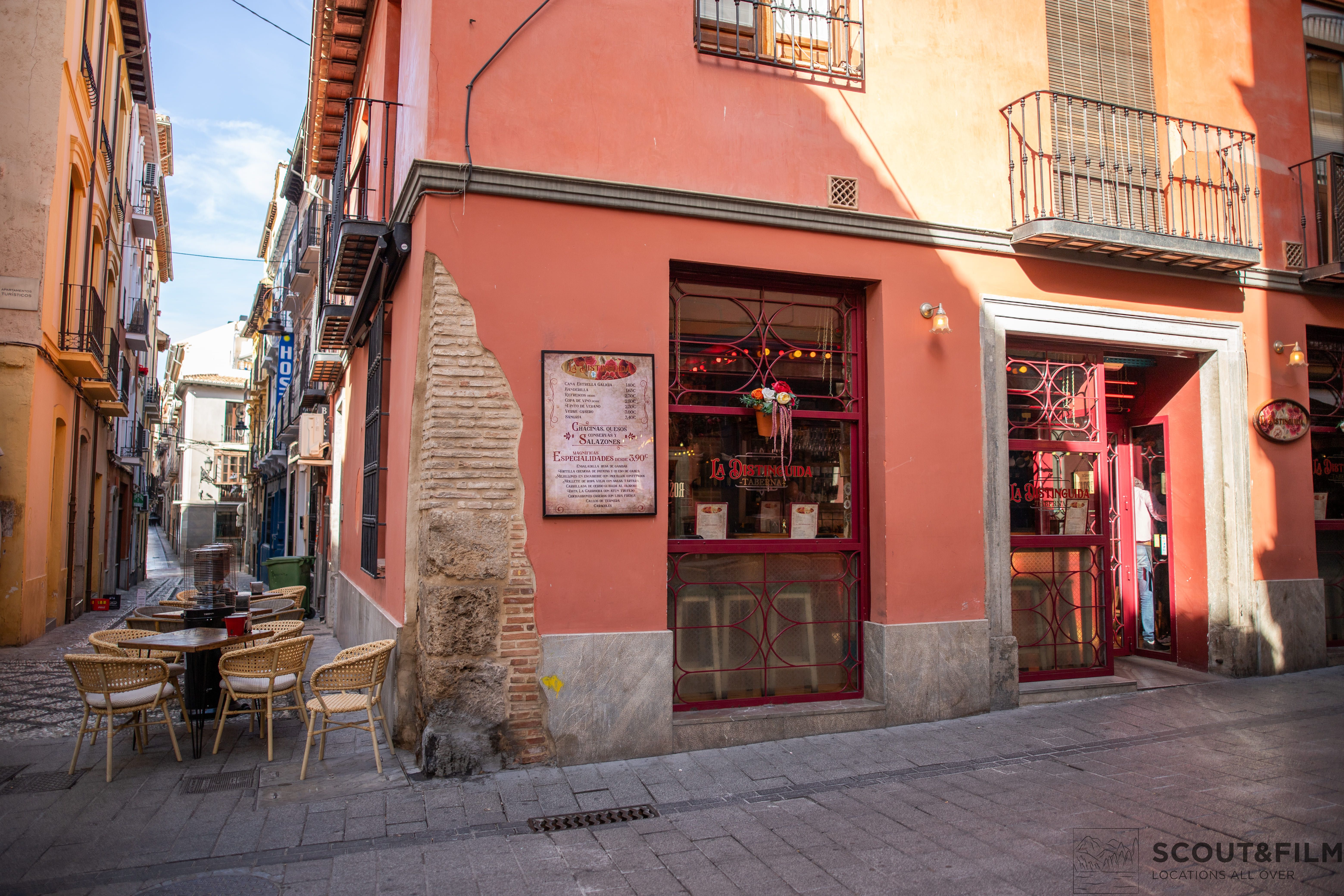 TABERNA LA DISTINGUIDA - GRANADA