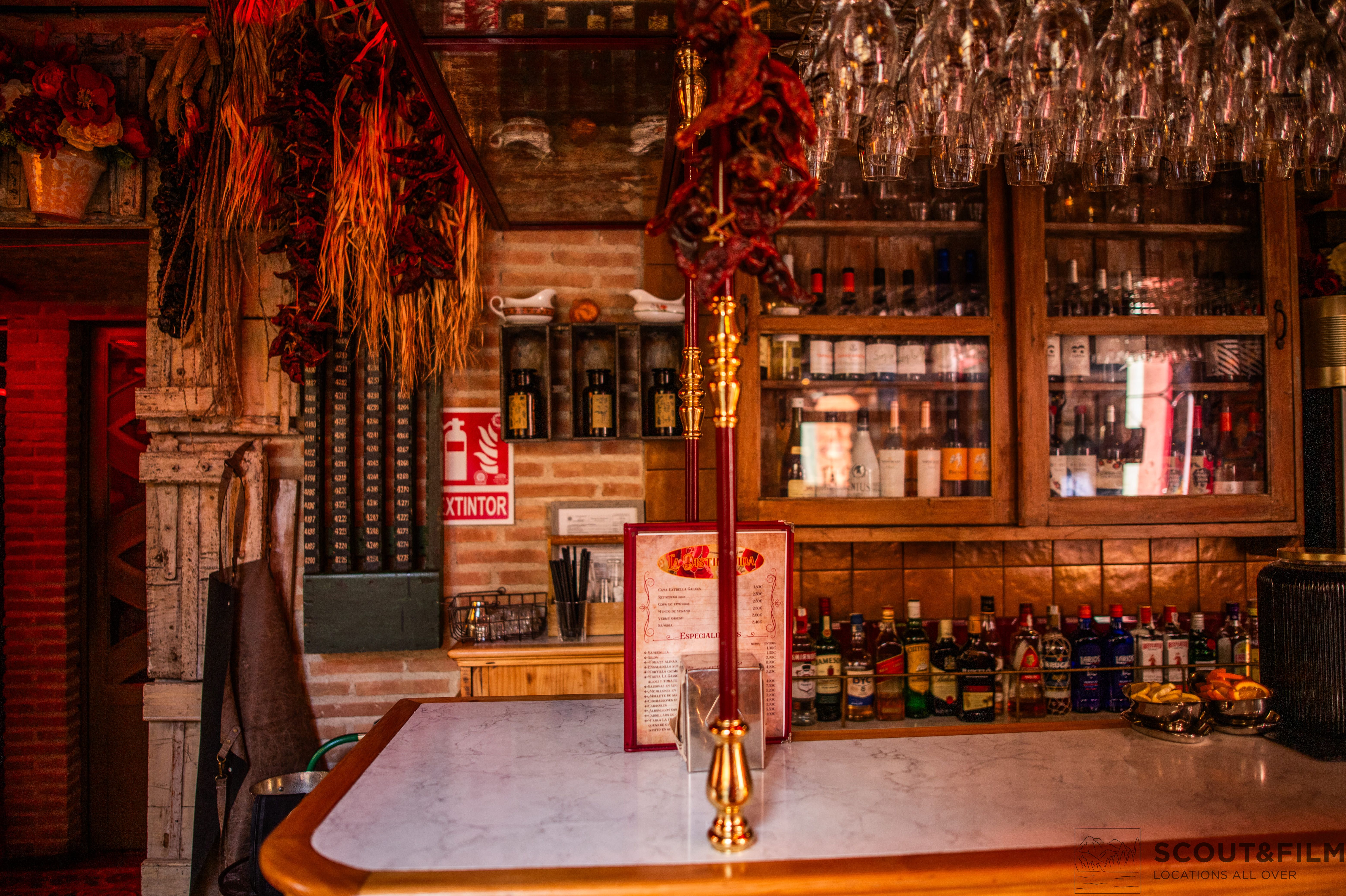 TABERNA LA DISTINGUIDA - GRANADA