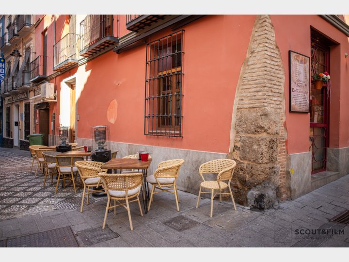TABERNA LA DISTINGUIDA - GRANADA